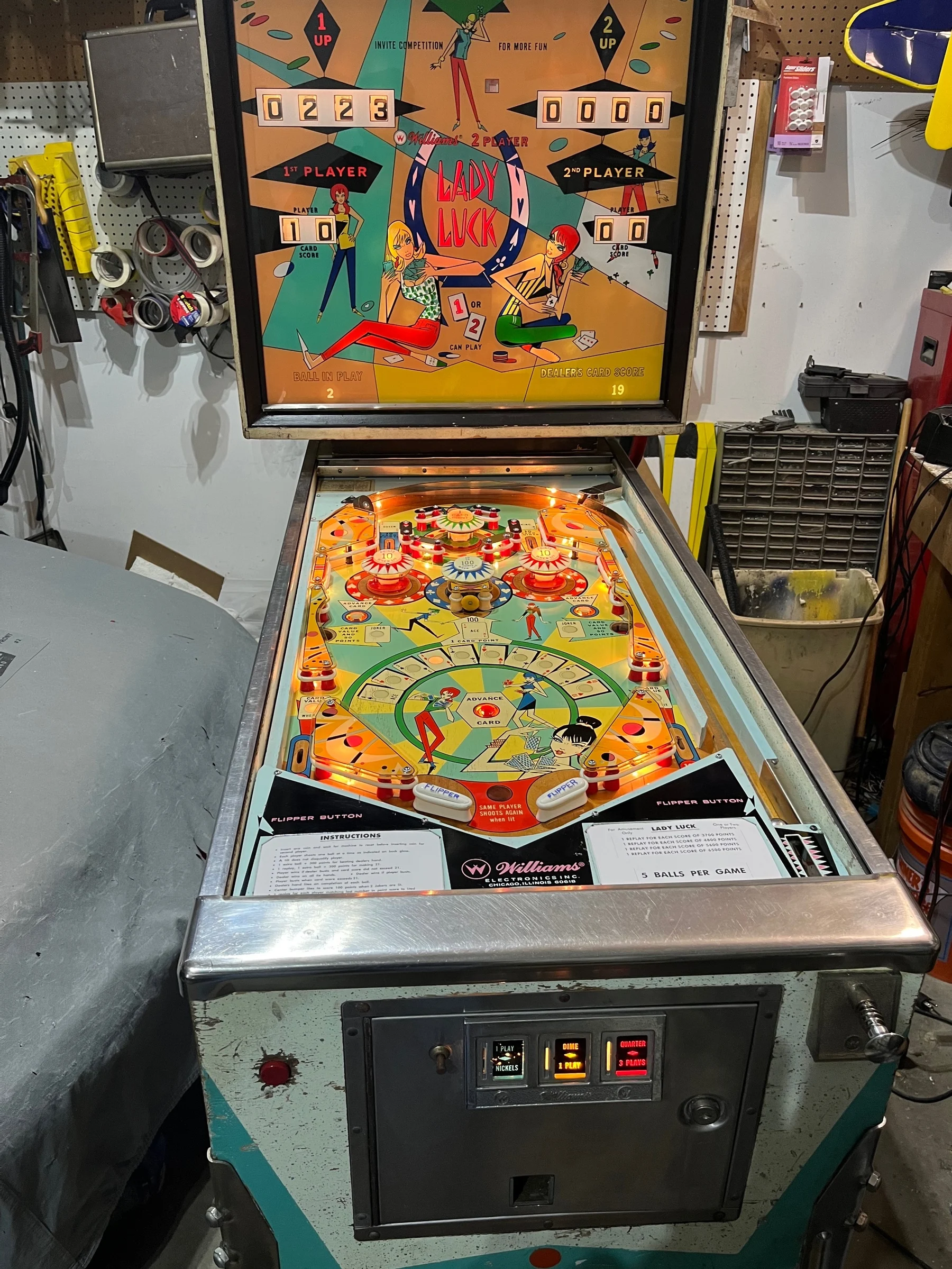 Lady Luck playfield
